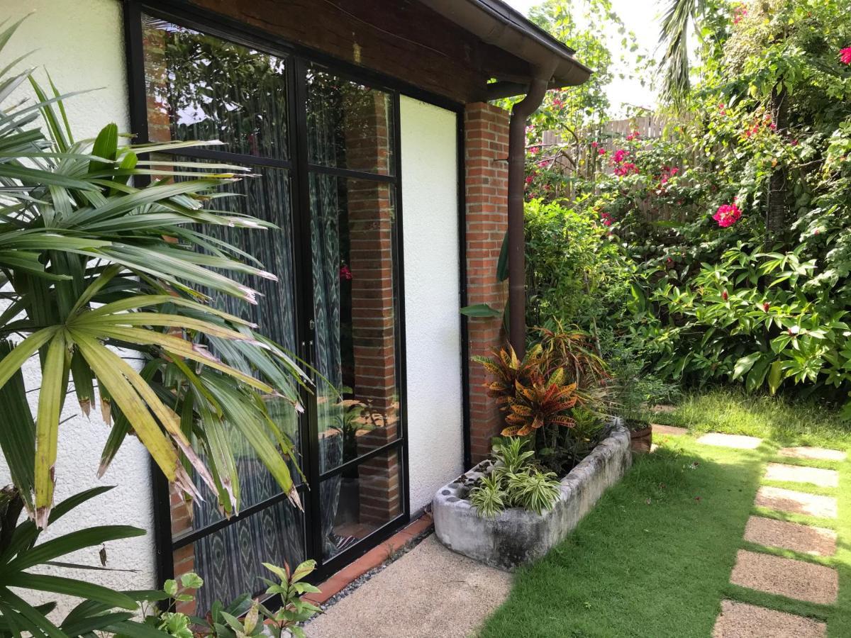 Amihan-Home Balabag  Exterior photo