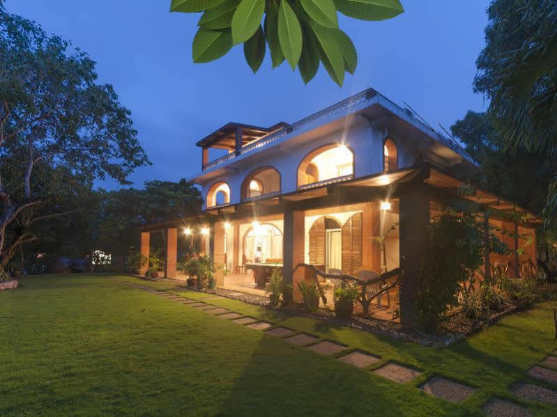 Amihan-Home Balabag  Exterior photo