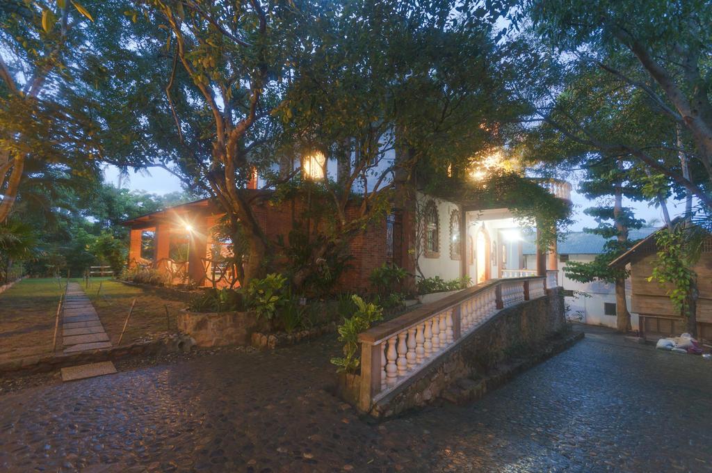 Amihan-Home Balabag  Exterior photo
